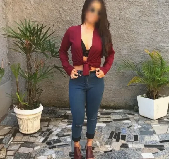 Kathleen, 34