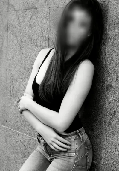 Meike, 28