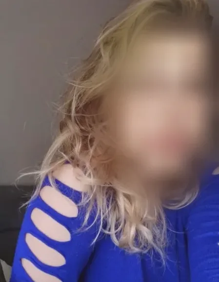 Nina, 36